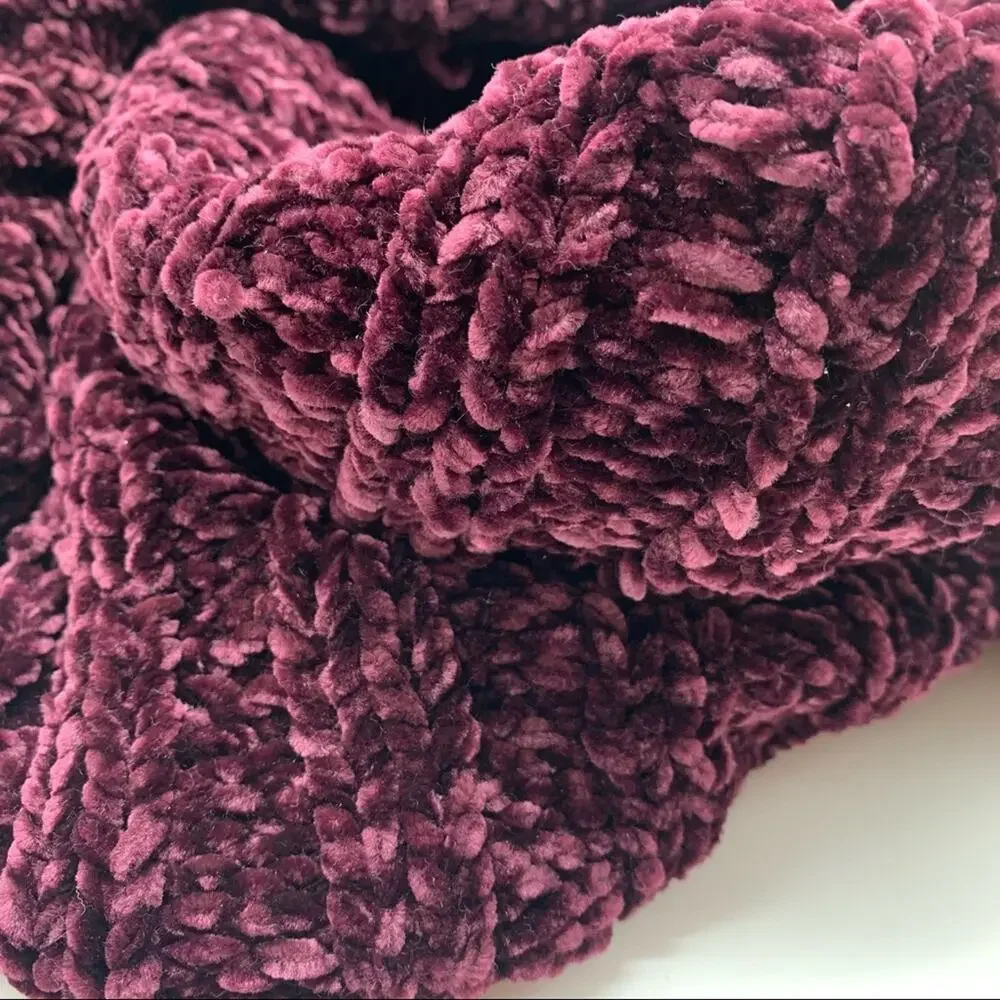 FREE PEOPLE Love Bug Twisted Chenille‎ Cowl Infinity Scarf - Girly Cozy Winter